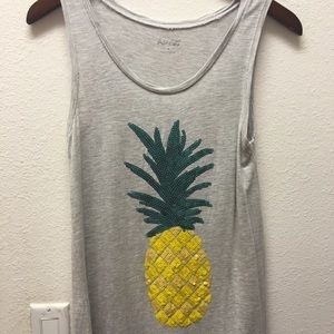Apt 9 Pineapple Tank